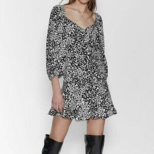 🖤 Zara Summer Cottage Black & White Floral Mini Dress – Size XS 🖤